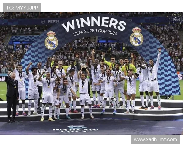 皇马光明球场备战姆巴佩可首发